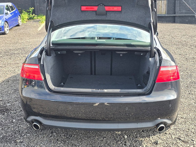 Audi A5 3.0 TDI V6 Sport Coupe 2dr Diesel Manual quattro Euro 4 (240 ps)