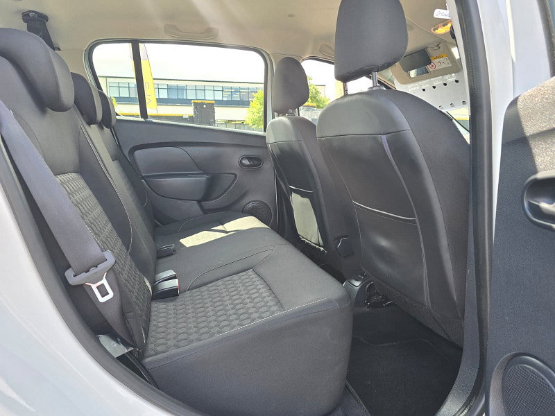 Dacia Sandero 1.2 Laureate Hatchback 5dr Petrol Manual Euro 5 (75 ps)