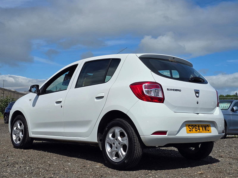 Dacia Sandero 1.2 Laureate Hatchback 5dr Petrol Manual Euro 5 (75 ps)