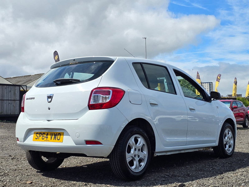 Dacia Sandero 1.2 Laureate Hatchback 5dr Petrol Manual Euro 5 (75 ps)