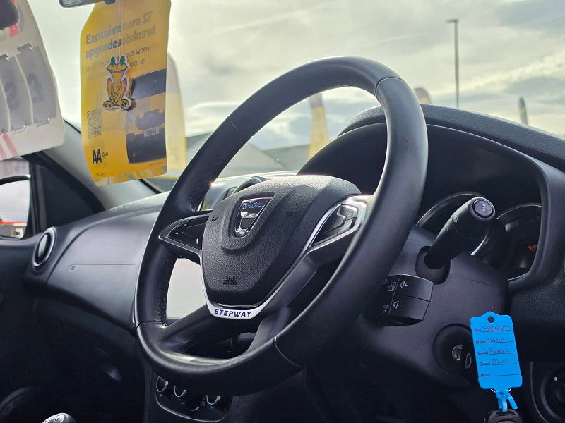 Dacia Sandero Stepway 0.9 TCe Comfort Hatchback 5dr Petrol Manual Euro 6 (s/s) (90 ps)