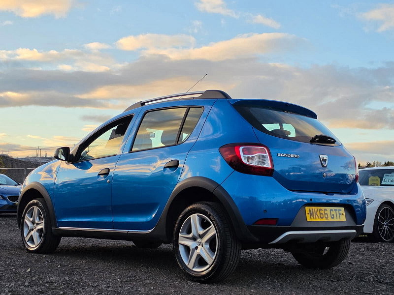 Dacia Sandero Stepway 1.5 dCi Laureate Hatchback 5dr Diesel Manual Euro 6 (s/s) (90 ps)