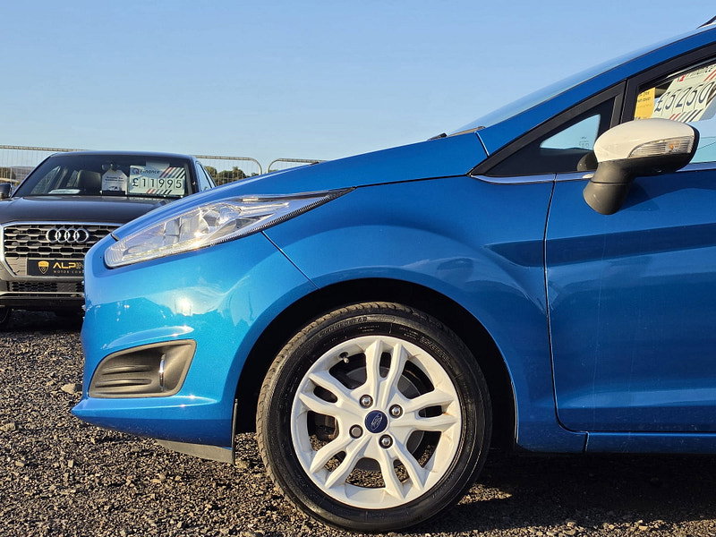 Ford Fiesta 1.25 Zetec Blue Edition Hatchback 5dr Petrol Manual Euro 6 (82 ps)