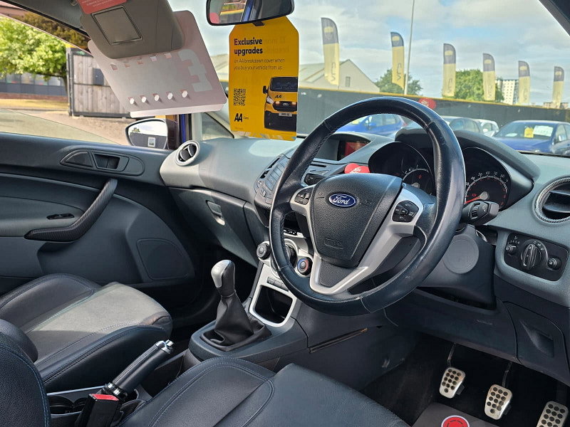 Ford Fiesta 1.6 S1600 Hatchback 3dr Petrol Manual (134 g/km, 118 bhp)