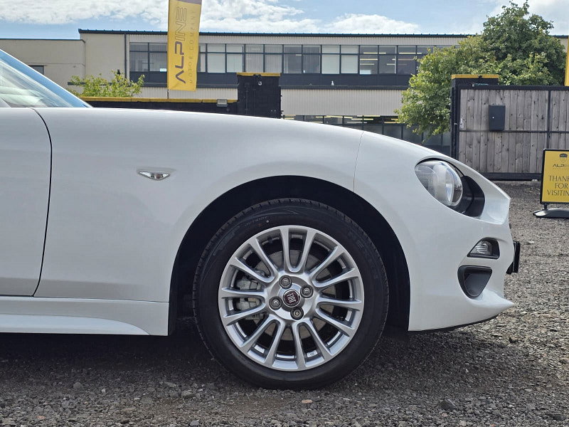 Fiat 124 Spider 1.4 MultiAir Classica Convertible 2dr Petrol Euro 6 (140 ps)
