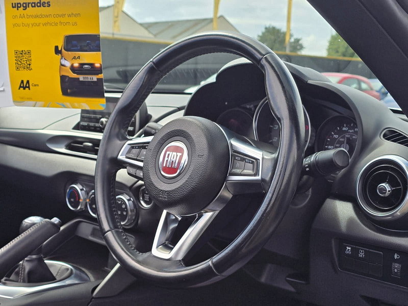 Fiat 124 Spider 1.4 MultiAir Classica Convertible 2dr Petrol Euro 6 (140 ps)