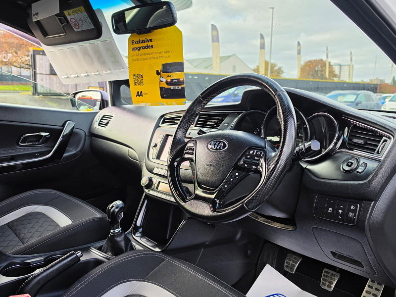 Kia Ceed 1.6 CRDi GT-Line Hatchback 5dr Diesel Manual Euro 6 (s/s) (134 bhp)