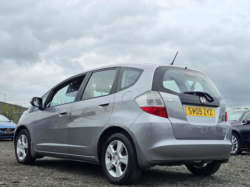 Honda Jazz 1.4 i-VTEC ES Hatchback 5dr Petrol Manual Euro 4 (100 ps)