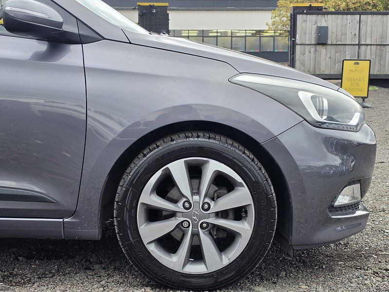 Hyundai I20 1.2 Premium SE Hatchback 5dr Petrol Manual Euro 6 (84 ps)