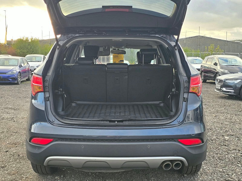 Hyundai Santa Fe 2.2 CRDi Premium SUV 5dr Diesel Manual 4WD Euro 5 (7 seat) (194 bhp)