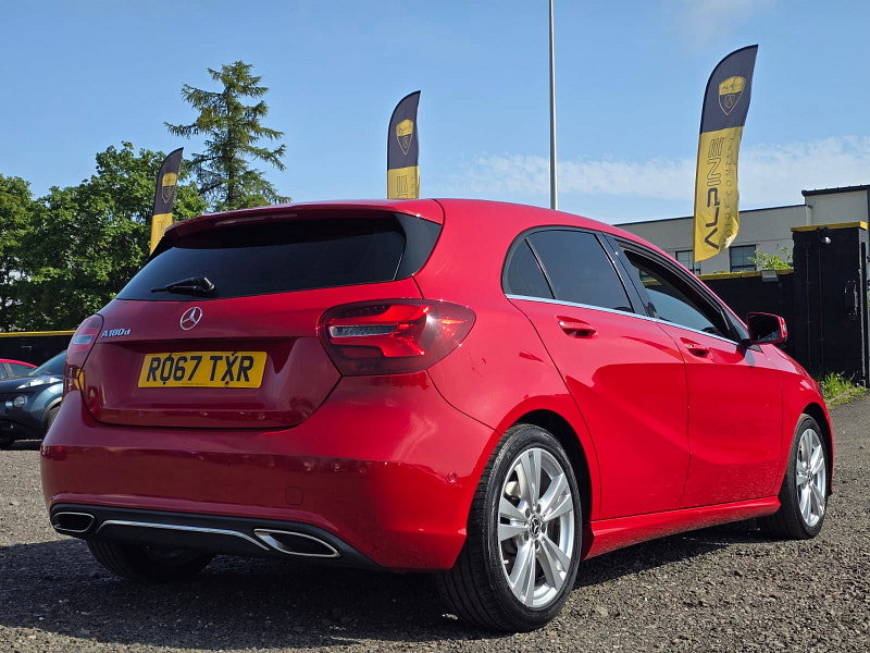 Mercedes-Benz A Class 1.5 A180d Sport (Premium) Hatchback 5dr Diesel 7G-DCT Euro 6 (s/s) (109 ps)