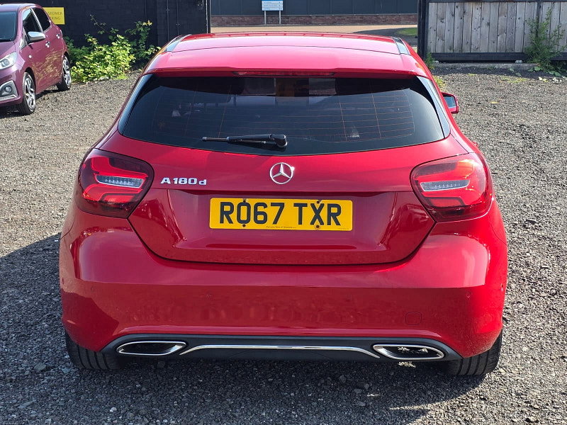 Mercedes-Benz A Class 1.5 A180d Sport (Premium) Hatchback 5dr Diesel 7G-DCT Euro 6 (s/s) (109 ps)