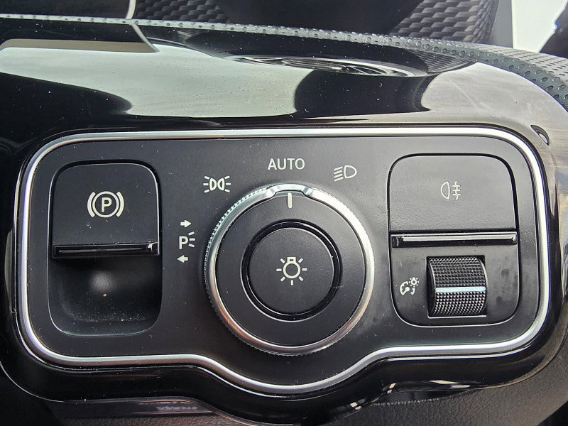 Mercedes-Benz A Class 1.3 A200 Sport (Premium) Saloon 4dr Petrol 7G-DCT Euro 6 (s/s) (163 ps)