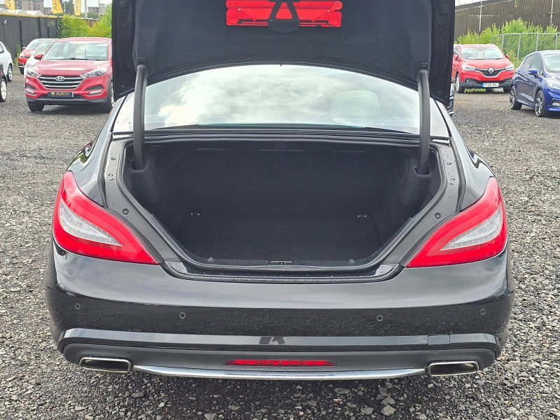 Mercedes-Benz CLS 2.1 CLS250 CDI BlueEfficiency AMG Sport Coupe 4dr Diesel G-Tronic+ Euro 5 (s/s) (204 ps)