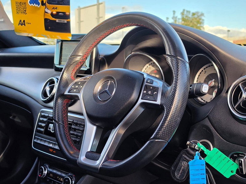 Mercedes-Benz GLA 2.1 GLA220d AMG Line (Premium Plus) SUV 5dr Diesel 7G-DCT 4MATIC Euro 6 (s/s) (170 ps)