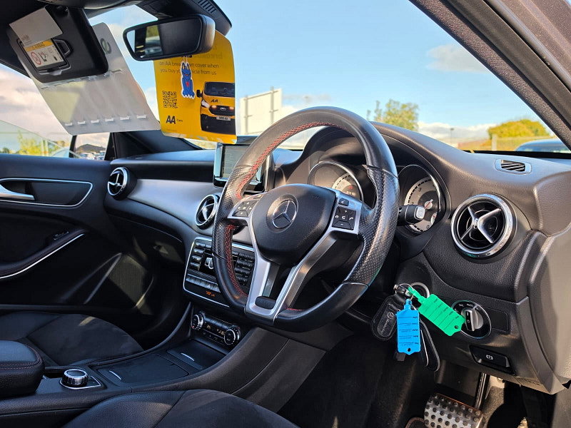 Mercedes-Benz GLA 2.1 GLA220d AMG Line (Premium Plus) SUV 5dr Diesel 7G-DCT 4MATIC Euro 6 (s/s) (170 ps)