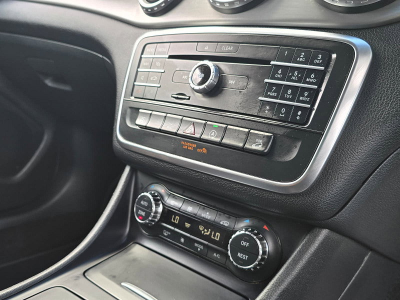 Mercedes-Benz GLA 2.1 GLA220d AMG Line SUV 5dr Diesel 7G-DCT 4MATIC Euro 6 (s/s) (177 ps)