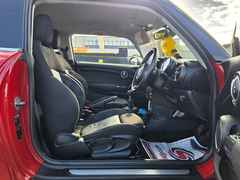 MINI Hatch 1.5 Cooper Hatchback 3dr Petrol Manual Euro 6 (s/s) (136 ps)