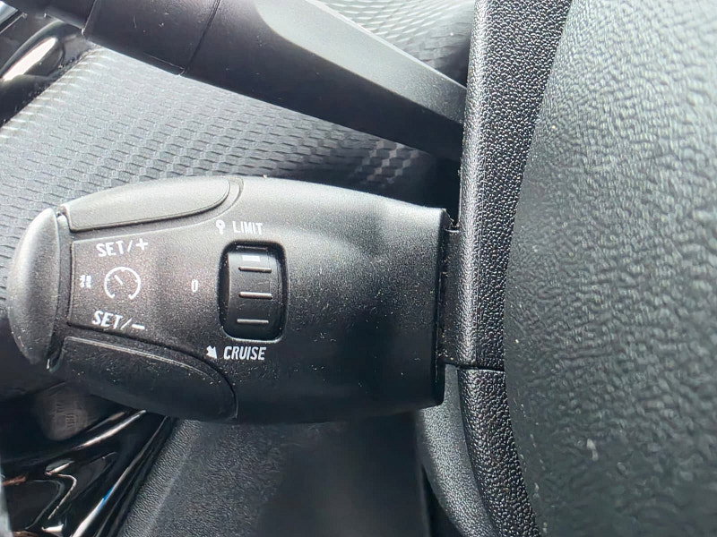 Peugeot 2008 1.6 e-HDi Allure SUV 5dr Diesel Manual Euro 5 (s/s) (92 ps)