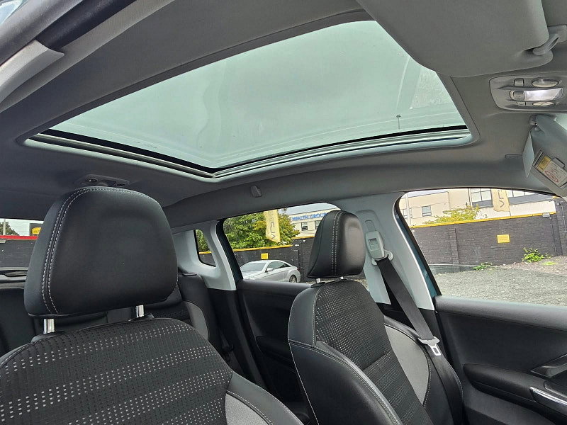 Peugeot 2008 1.2 PureTech Allure SUV 5dr Petrol Manual Euro 6 (s/s) (110 ps)