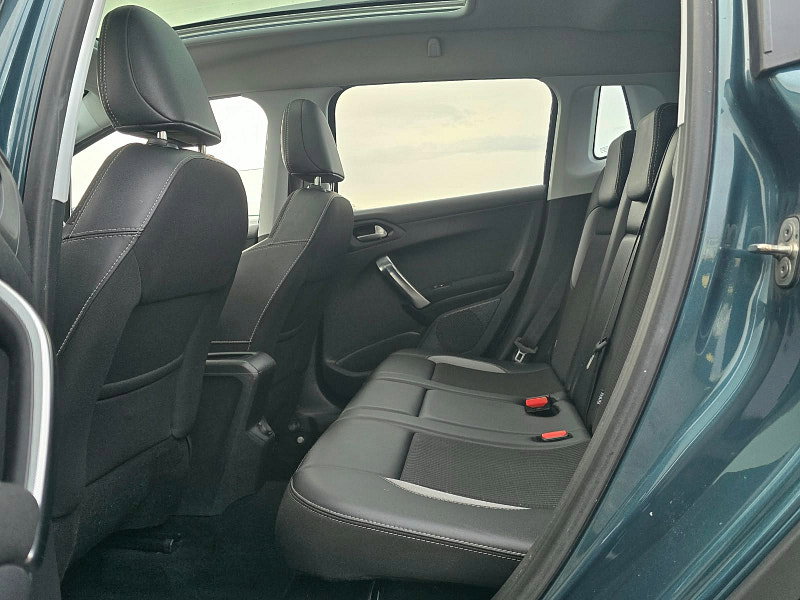 Peugeot 2008 1.2 PureTech Allure SUV 5dr Petrol Manual Euro 6 (s/s) (110 ps)