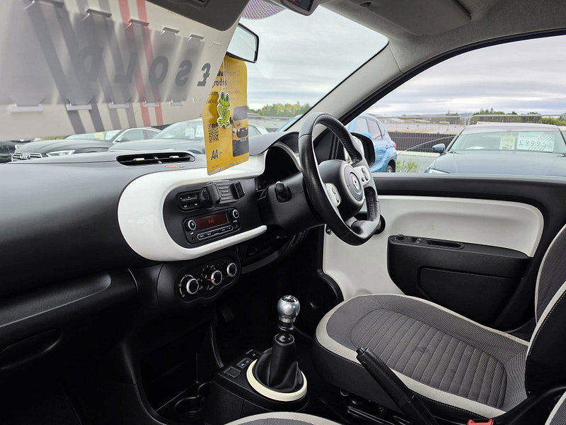 Renault Twingo 0.9 TCe ENERGY Dynamique Hatchback 5dr Petrol Manual Euro 6 (s/s) (90 ps)