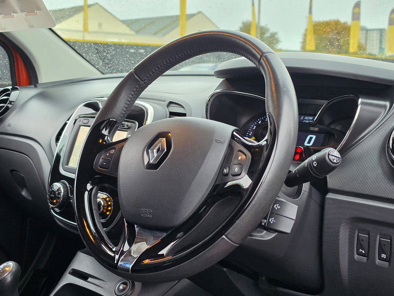 Renault Captur 0.9 TCe ENERGY Dynamique S Nav SUV 5dr Petrol Manual Euro 6 (s/s) (90 ps)