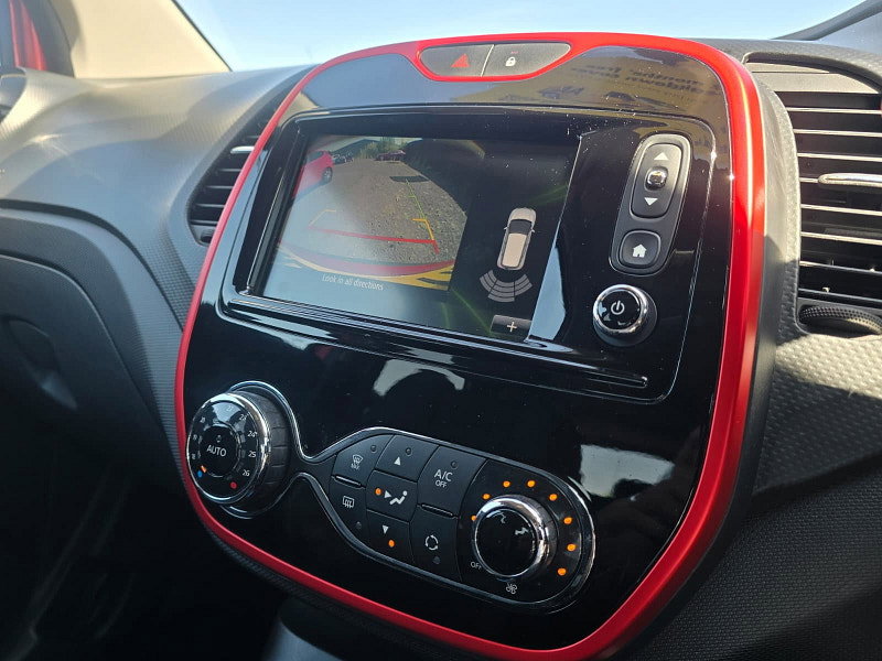 Renault Captur 0.9 TCe ENERGY Signature Nav SUV 5dr Petrol Manual Euro 6 (s/s) (90 ps)
