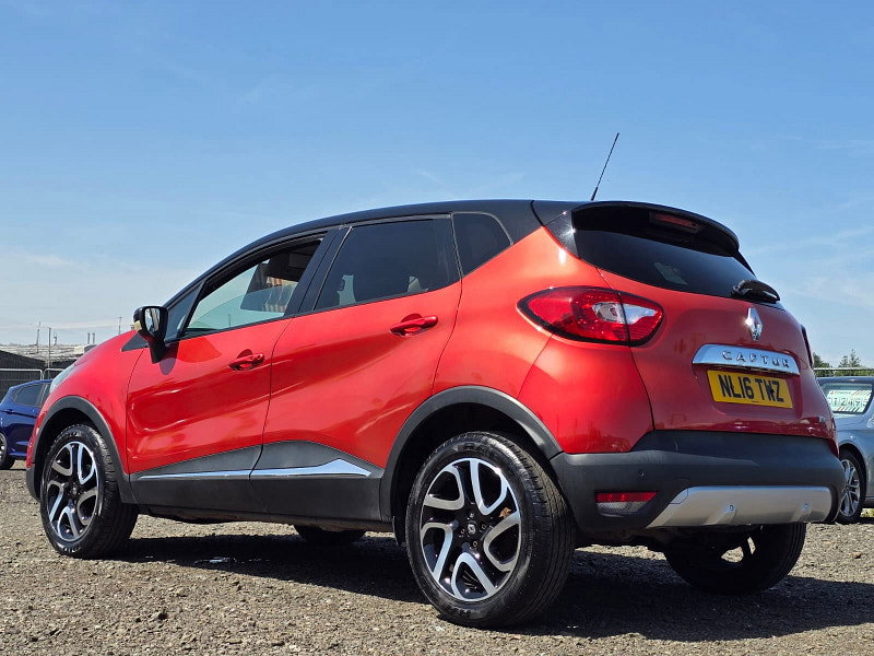 Renault Captur 0.9 TCe ENERGY Signature Nav SUV 5dr Petrol Manual Euro 6 (s/s) (90 ps)