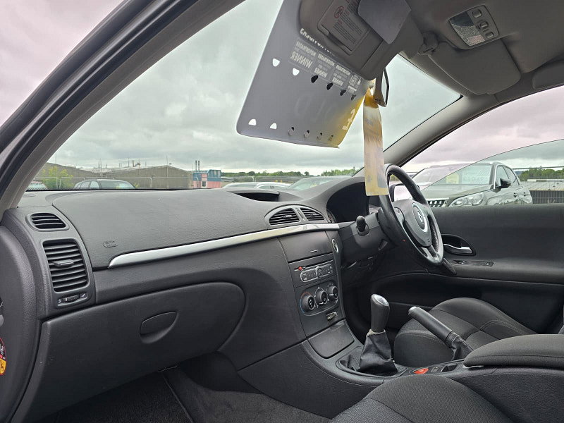 Renault Laguna 2.0 16v Extreme Hatchback 5dr Petrol Manual (187 g/km, 135 bhp)