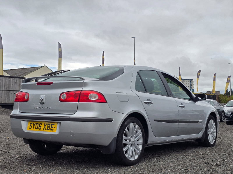 Renault Laguna 2.0 16v Extreme Hatchback 5dr Petrol Manual (187 g/km, 135 bhp)