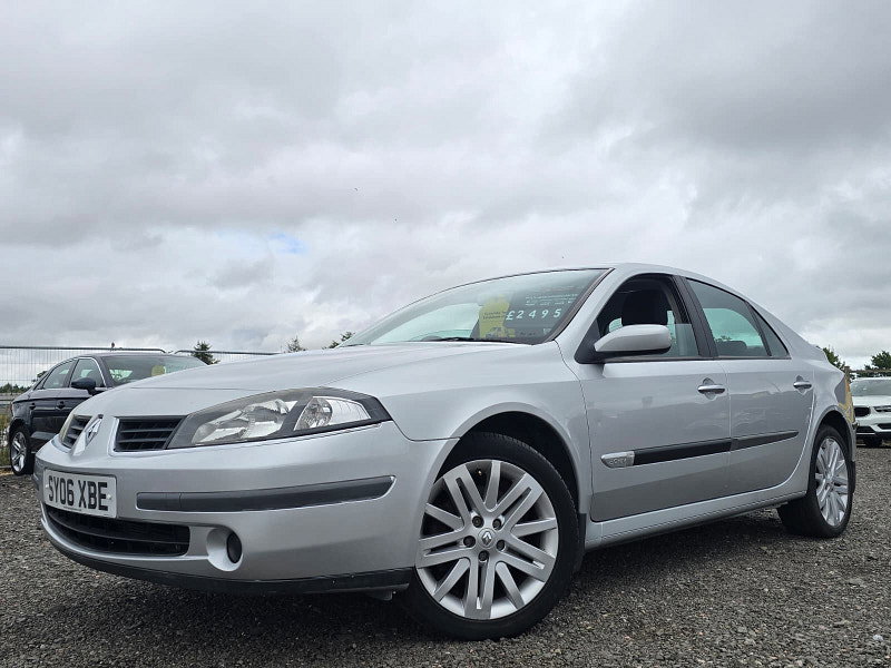 Renault Laguna 2.0 16v Extreme Hatchback 5dr Petrol Manual (187 g/km, 135 bhp)