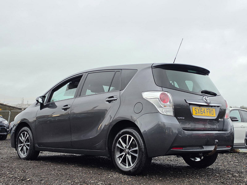 Toyota Verso 1.6 V-Matic Icon MPV 5dr Petrol Manual Euro 5 Euro 5 (132 ps)