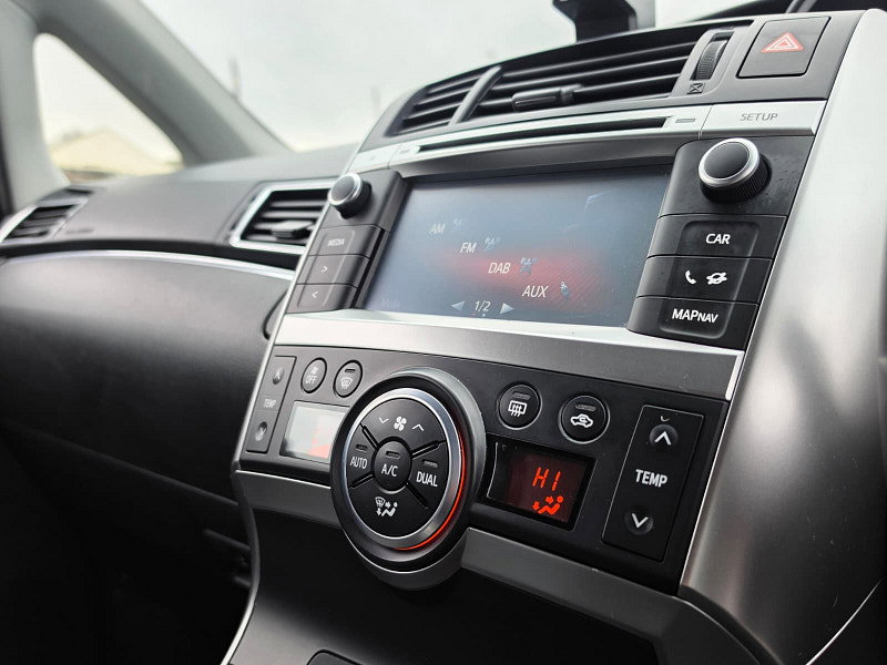 Toyota Verso 1.6 V-Matic Icon MPV 5dr Petrol Manual Euro 5 Euro 5 (132 ps)