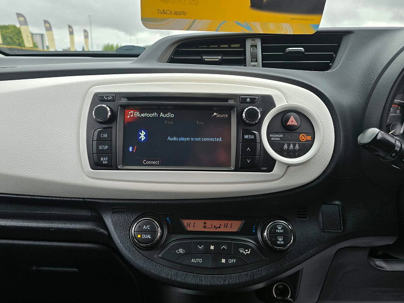 Toyota Yaris 1.33 Dual VVT-i Trend Hatchback 5dr Petrol Manual Euro 5 (99 ps)