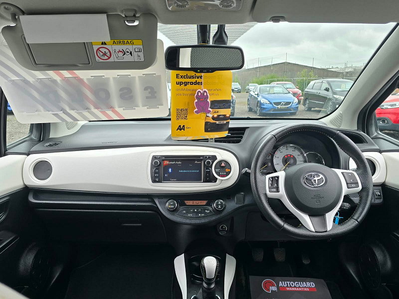 Toyota Yaris 1.33 Dual VVT-i Trend Hatchback 5dr Petrol Manual Euro 5 (99 ps)