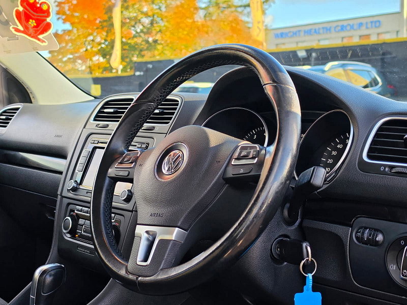 Volkswagen Golf 1.4 TSI SE Hatchback 5dr Petrol DSG Euro 5 (122 ps)