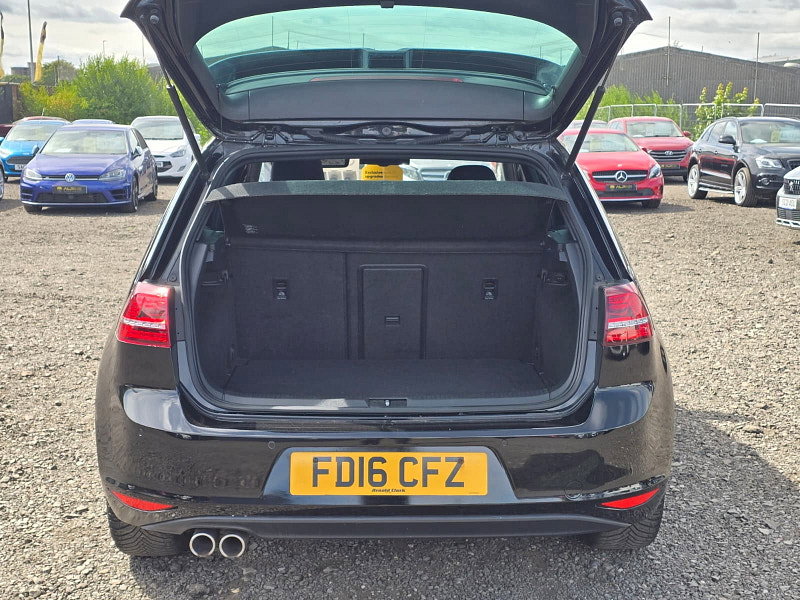 Volkswagen Golf 2.0 TDI BlueMotion Tech GTD Hatchback 5dr Diesel Manual Euro 6 (s/s) (184 ps)