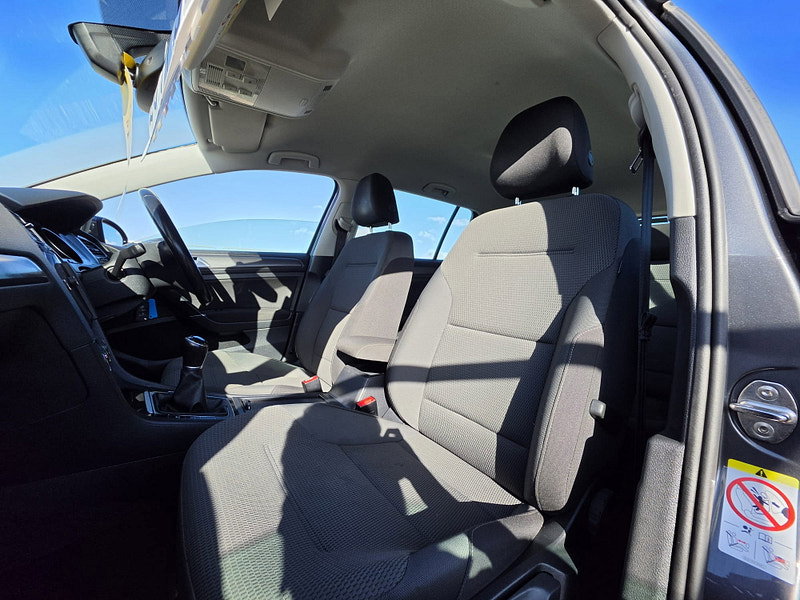 Volkswagen Golf 2.0 TDI SE Nav Estate 5dr Diesel Manual Euro 6 (s/s) (150 ps)