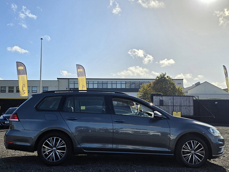 Volkswagen Golf 2.0 TDI SE Nav Estate 5dr Diesel Manual Euro 6 (s/s) (150 ps)