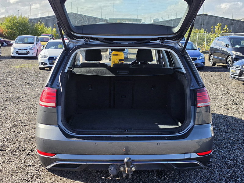 Volkswagen Golf 2.0 TDI SE Nav Estate 5dr Diesel Manual Euro 6 (s/s) (150 ps)