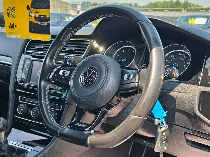 Volkswagen Golf 2.0 TSI BlueMotion Tech R Hatchback 5dr Petrol Manual 4Motion Euro 6 (s/s) (300 ps)