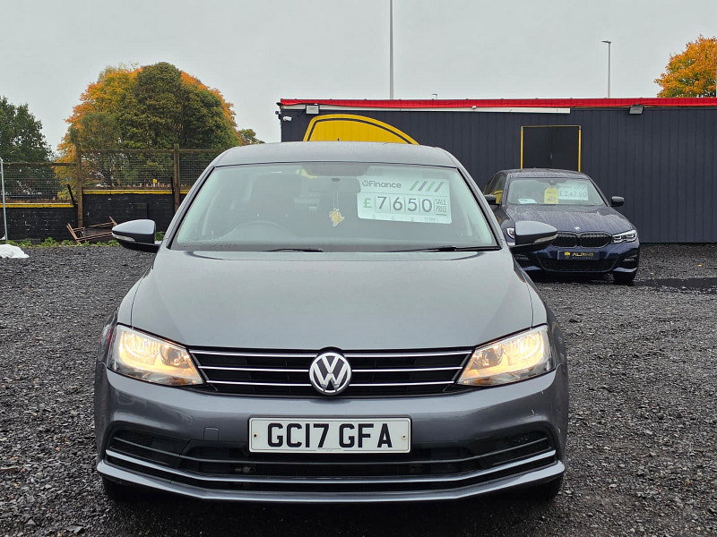 Volkswagen Jetta 2.0 TDI SE Saloon 4dr Diesel DSG Euro 6 (s/s) (110 ps)