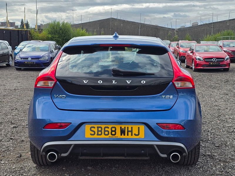 Volvo V40 2.0 T2 GPF R-Design Nav Plus Hatchback 5dr Petrol Manual Euro 6 (s/s) (122 ps)