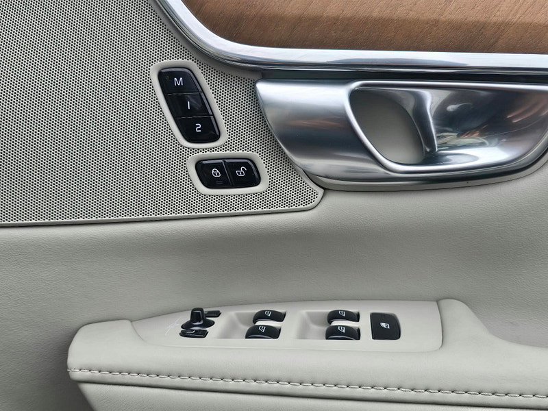 Volvo V90 2.0 D4 Inscription Estate 5dr Diesel Auto Euro 6 (s/s) (190 ps)