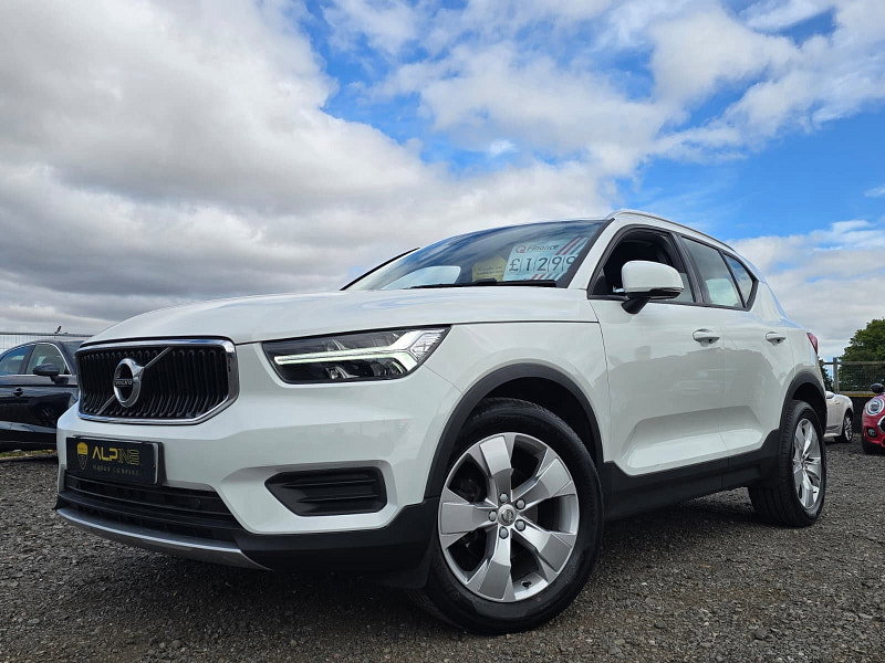 Volvo XC40 1.5 T3 Momentum SUV 5dr Petrol Manual Euro 6 (s/s) (163 ps)