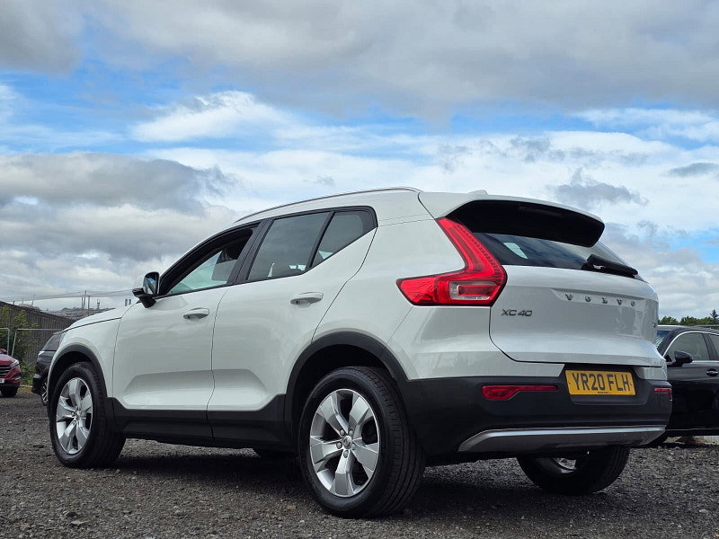 Volvo XC40 1.5 T3 Momentum SUV 5dr Petrol Manual Euro 6 (s/s) (163 ps)