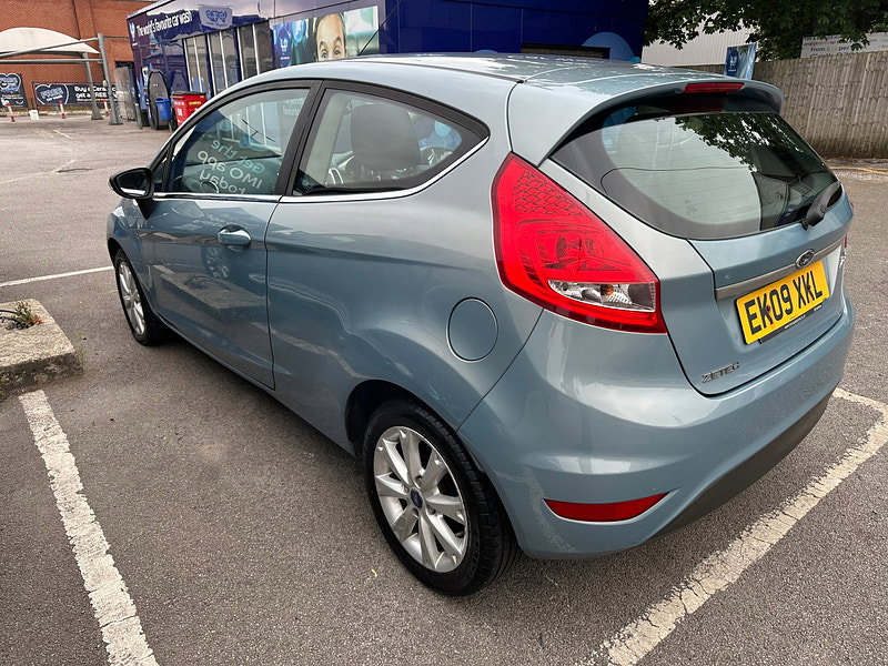 Ford Fiesta 1.4 Zetec Hatchback 3dr Petrol Manual (133 g/km, 94 bhp) 3dr Manual 2026