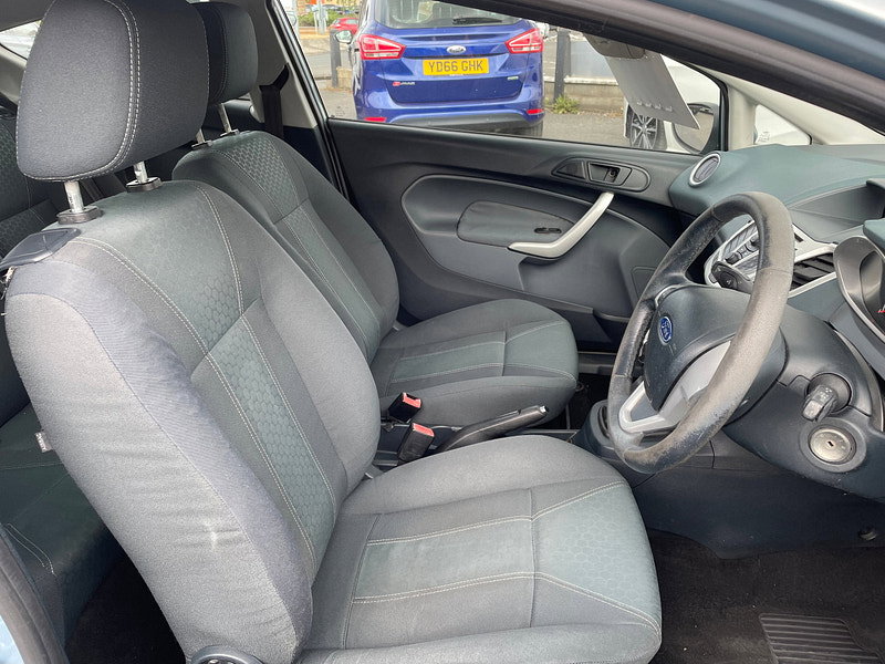 Ford Fiesta 1.4 Zetec Hatchback 3dr Petrol Manual (133 g/km, 94 bhp) 3dr Manual 2026
