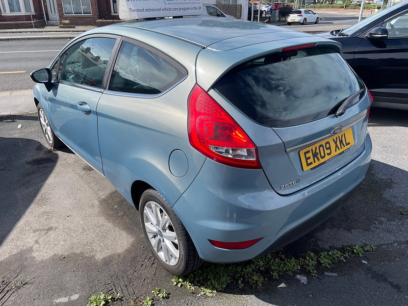 Ford Fiesta 1.4 Zetec Hatchback 3dr Petrol Manual (133 g/km, 94 bhp) 3dr Manual 2026